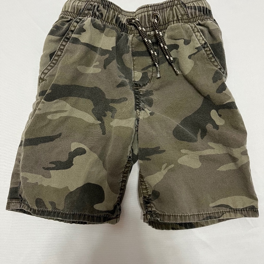 old navvy kids camo shorts
